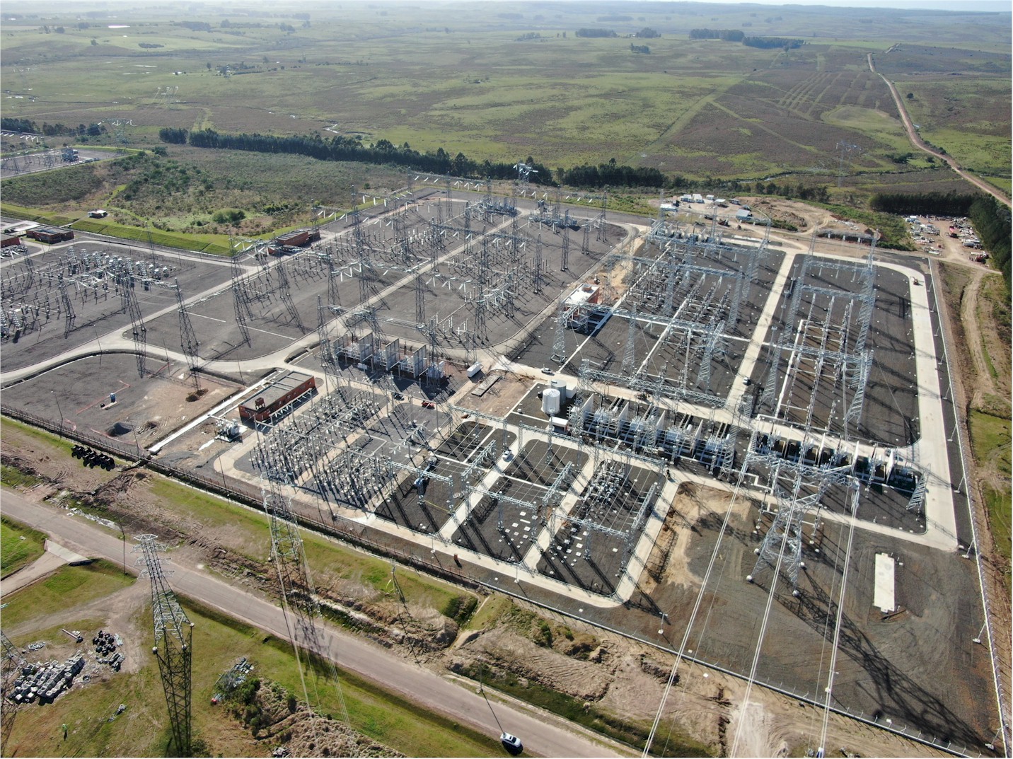 UTE culminó obra eléctrica en Melo que dará respaldo de 500 kV a la zona este y norte del país