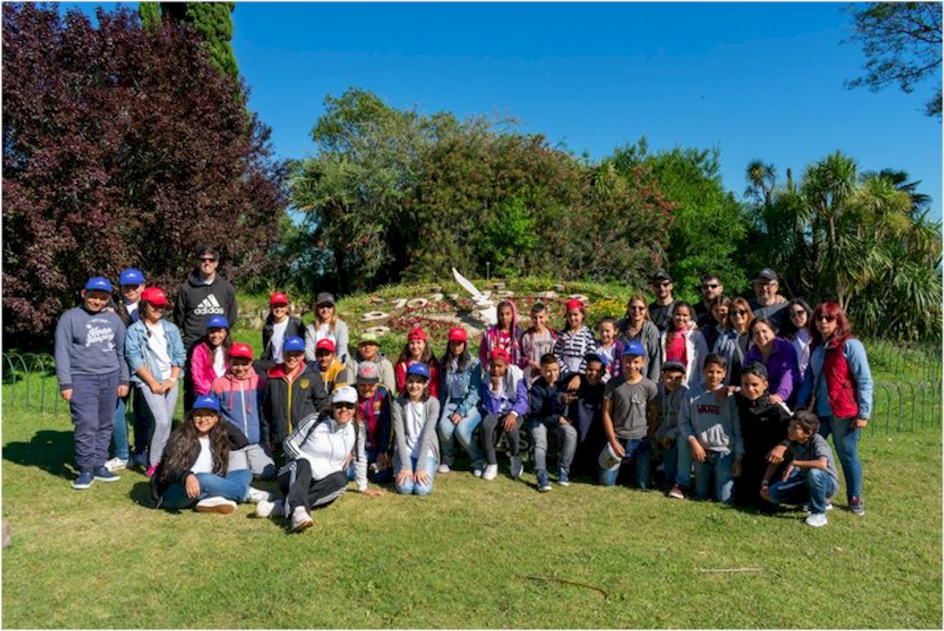 Los niños ganadores disfrutan una estadía en el Parque de Vacaciones