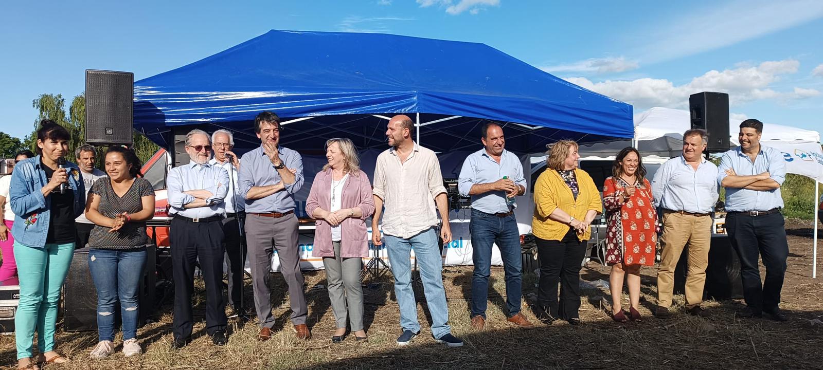 Inauguración de las obras de regularización del servicio eléctrico para 100 familias del Pasaje Suitex de Montevideo.