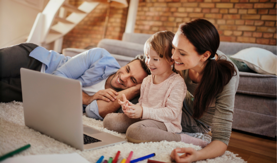 Familia se pasa al Plan Inteligente