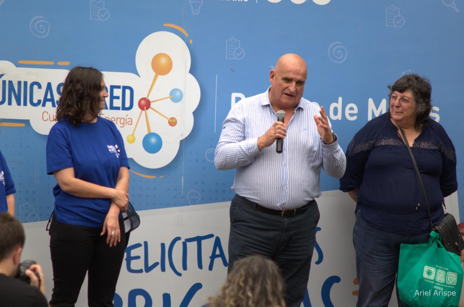 Niñas y niños, alegría, conocimiento y aprendizaje compartido: el programa Túnicas en Red de UTE realizó la novena edición de su Expo en el Parque de Minas