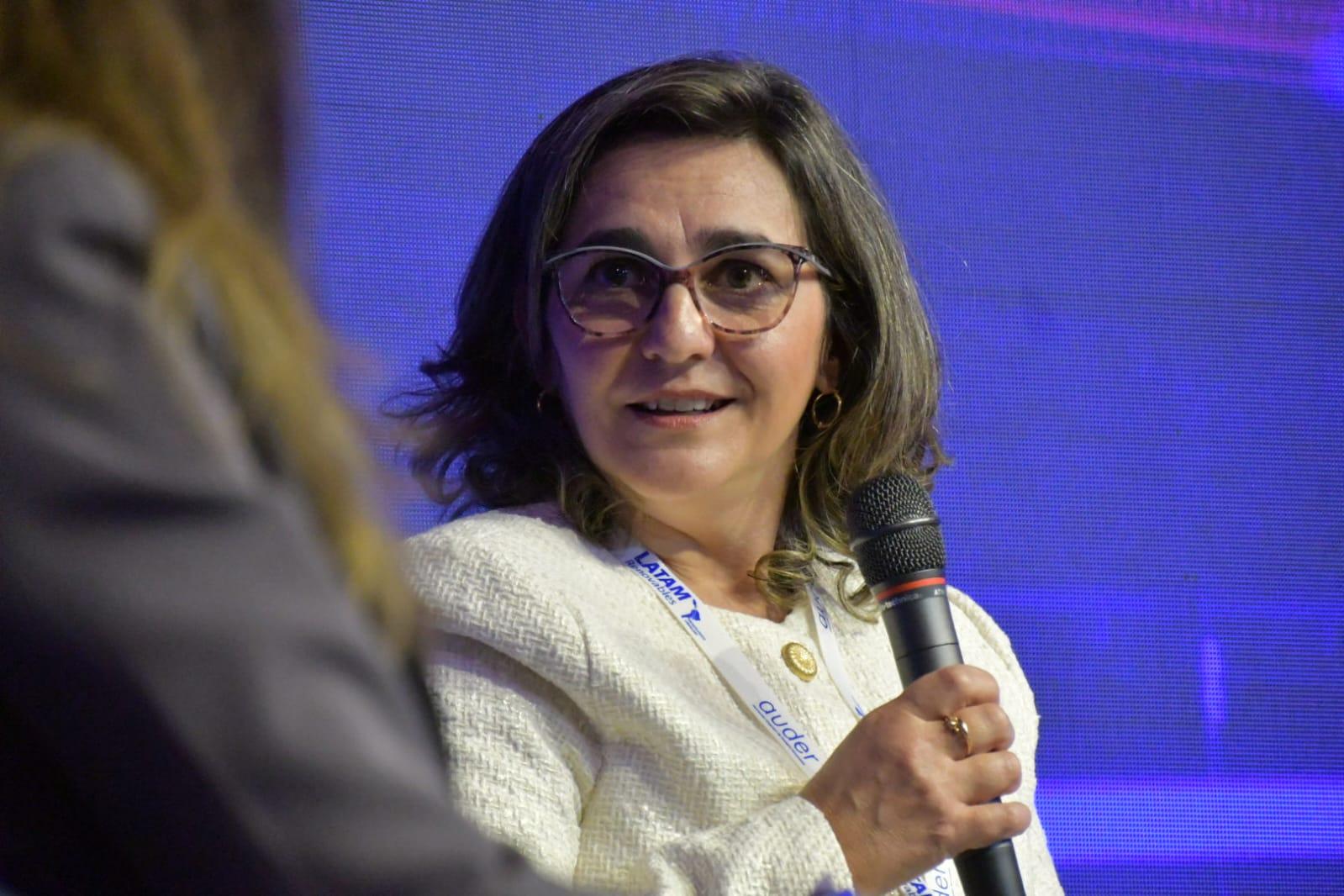 UTE en el XI Congreso de LATAM Renovables "EnergIA Inteligente"