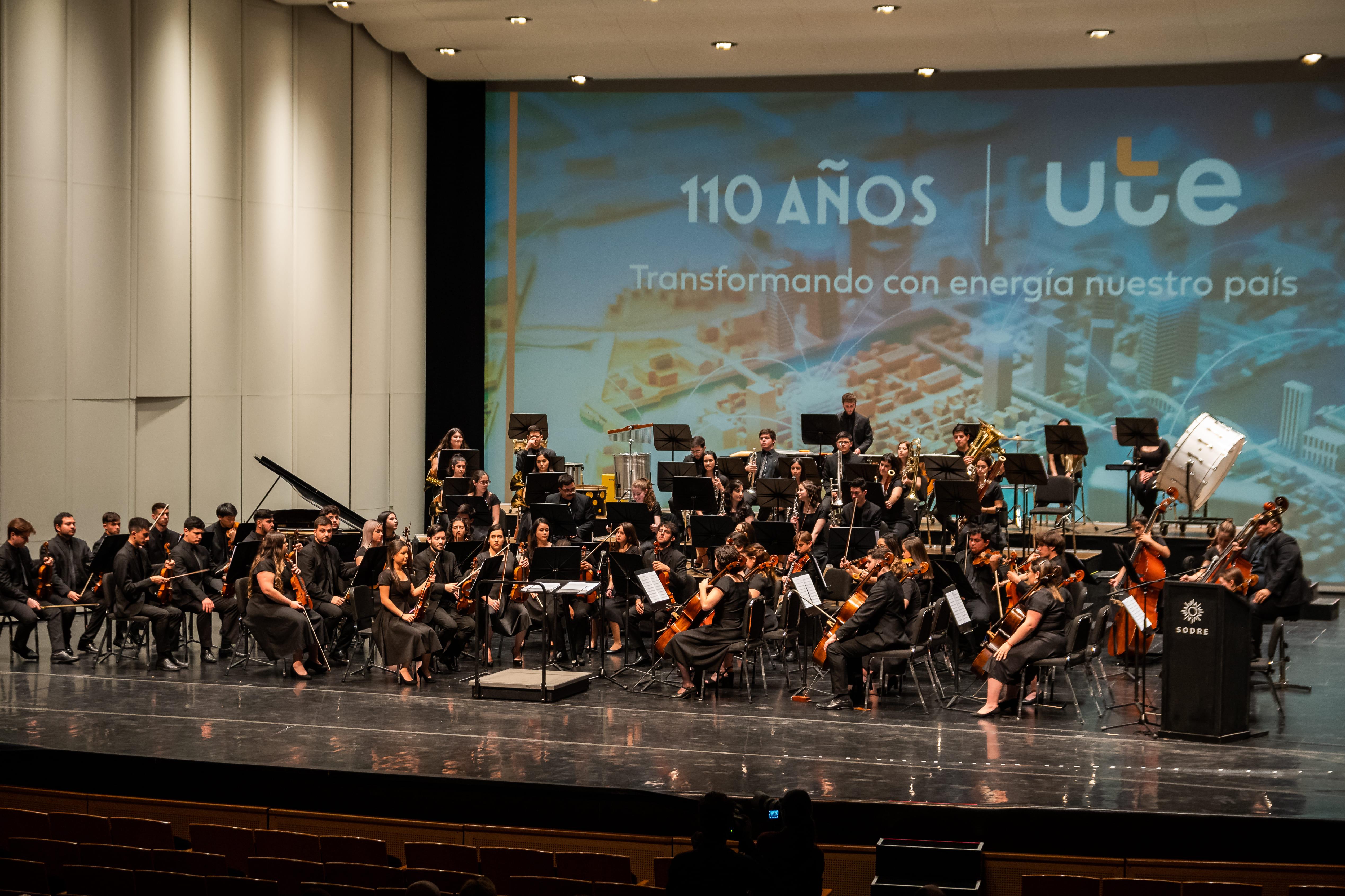 Orquesta Sinfónica Juvenil del SODRE.