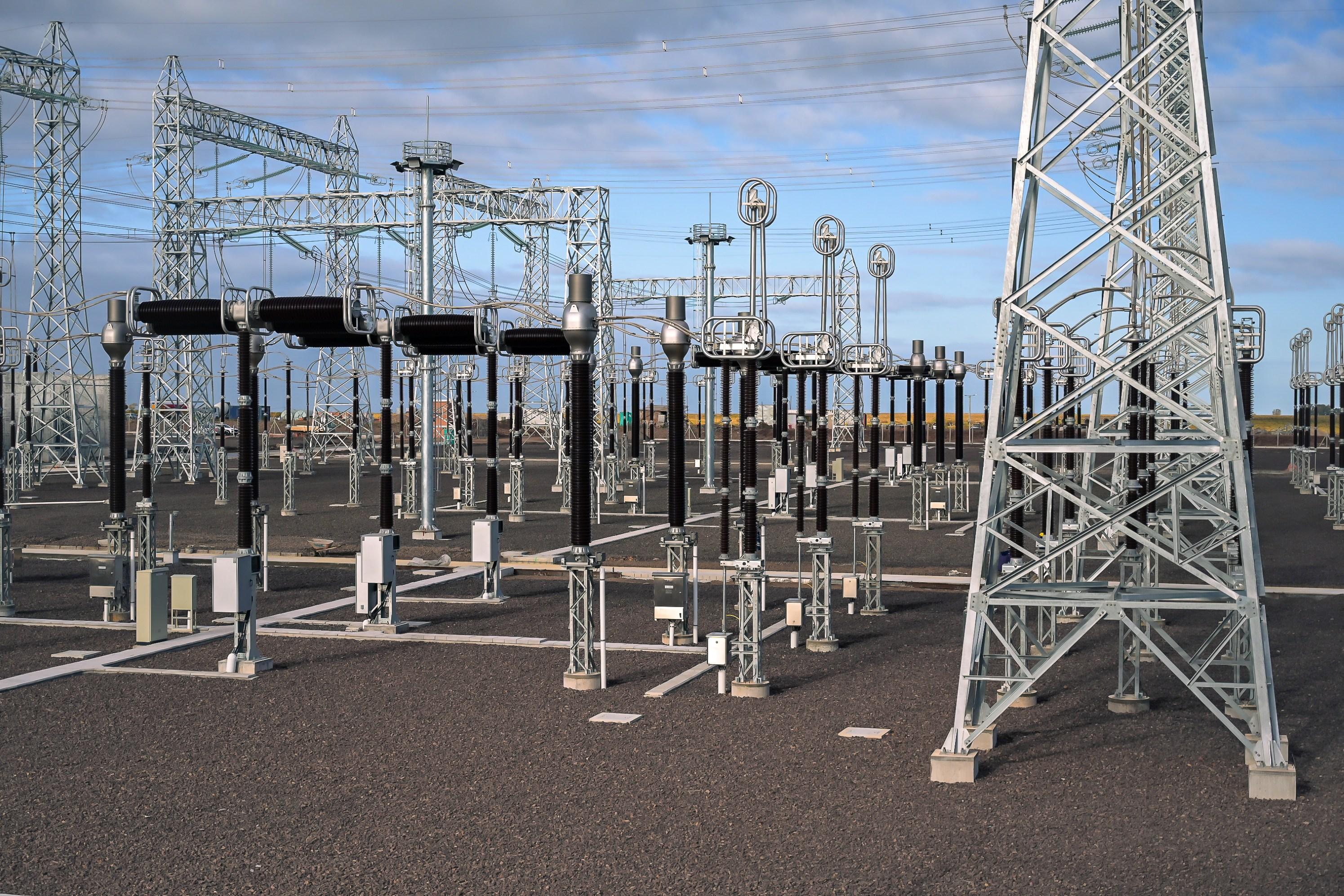 UTE energizó el primer tramo del Anillo Eléctrico del Norte de 500 kV 