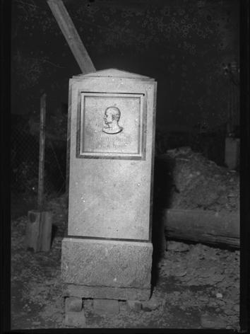 La piedra fundamental, colocada el 18 de mayo de 1937 en la ciudad de Paso de los Toros