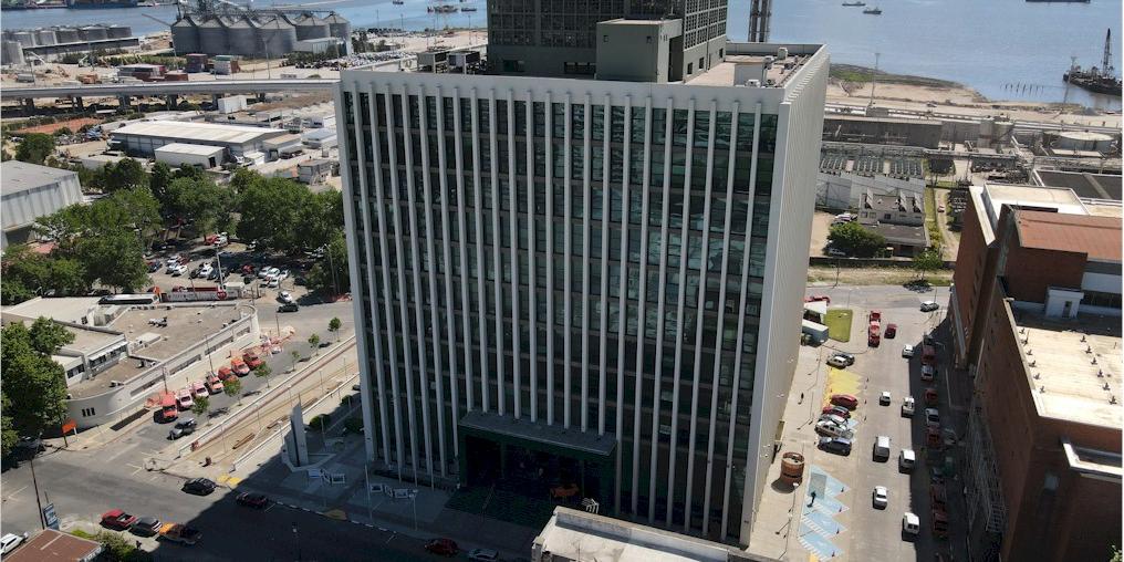 74 años del Palacio de la Luz, fiel testimonio de la historia de UTE