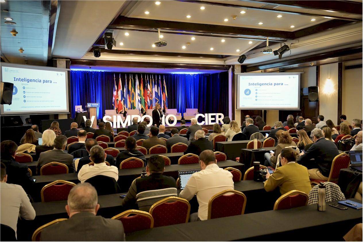 El V Simposio CIER cerró en Montevideo con una mirada hacia las redes y ciudades del futuro