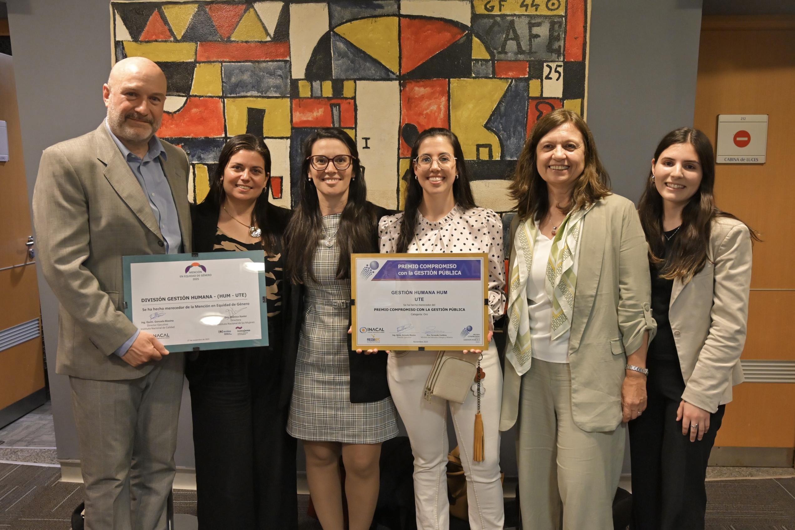 UTE recibió de INACAL el Premio Oro en la categoría Compromiso con la Gestión Pública y una Mención en Equidad de Género