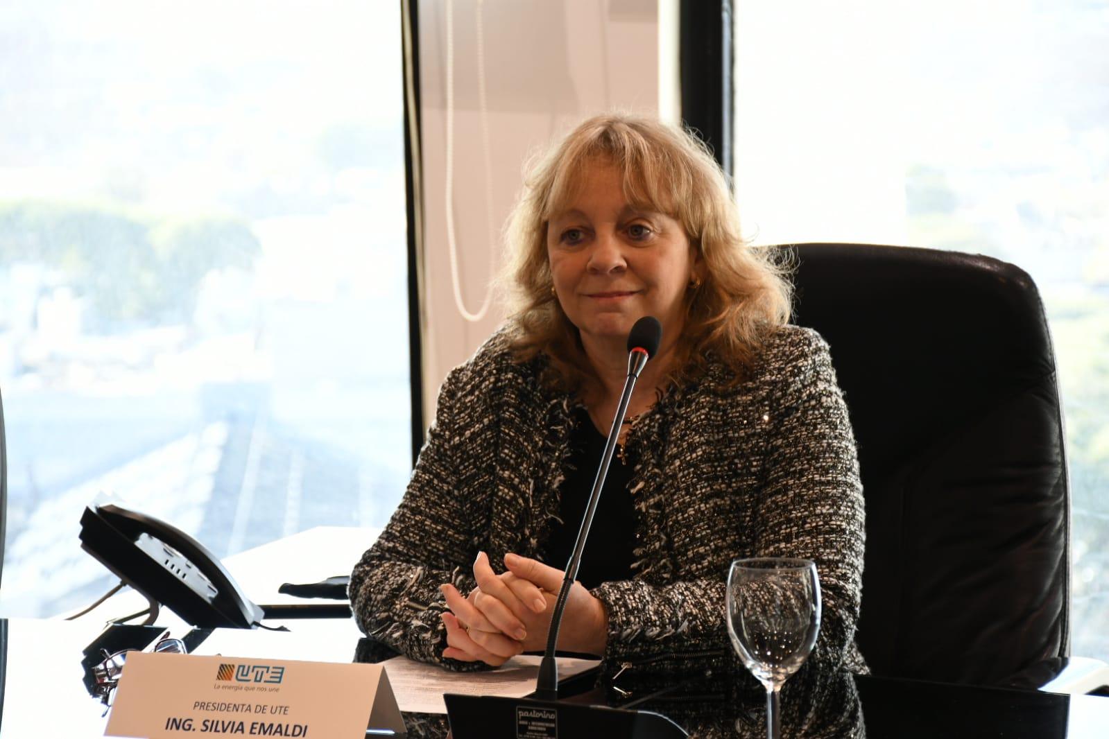 Presidenta de UTE Ing. Silvia Emaldi