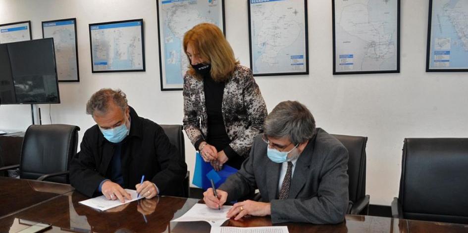 Firma de convenio entre UTE y la Intendencia de Montevideo
