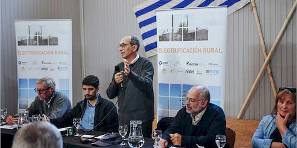 Acto de Inauguración de tres obras de Electrificación Rural en Durazno